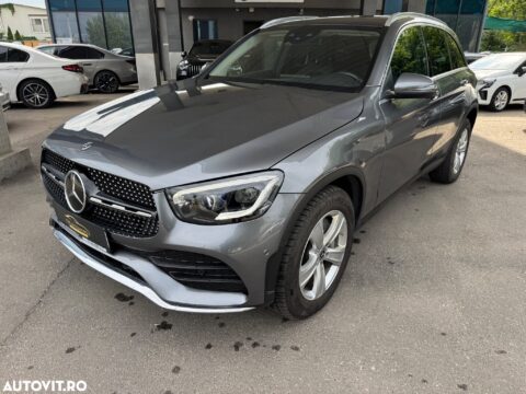 Mercedes-Benz GLC 300 de 4Matic 9G-TRONIC AMG Line img1